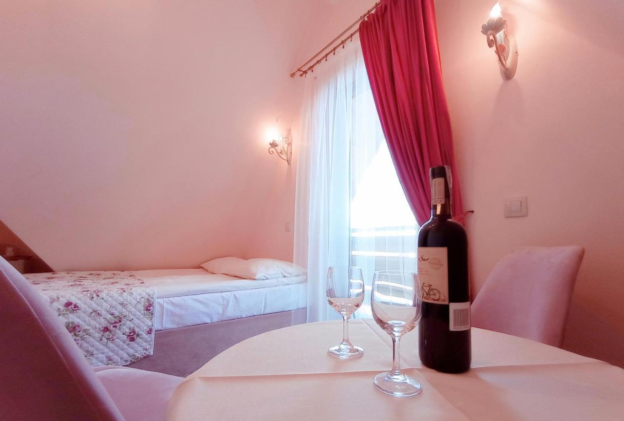 Apartmán Wynajem Pokoi Rancho Zab Exteriér fotografie